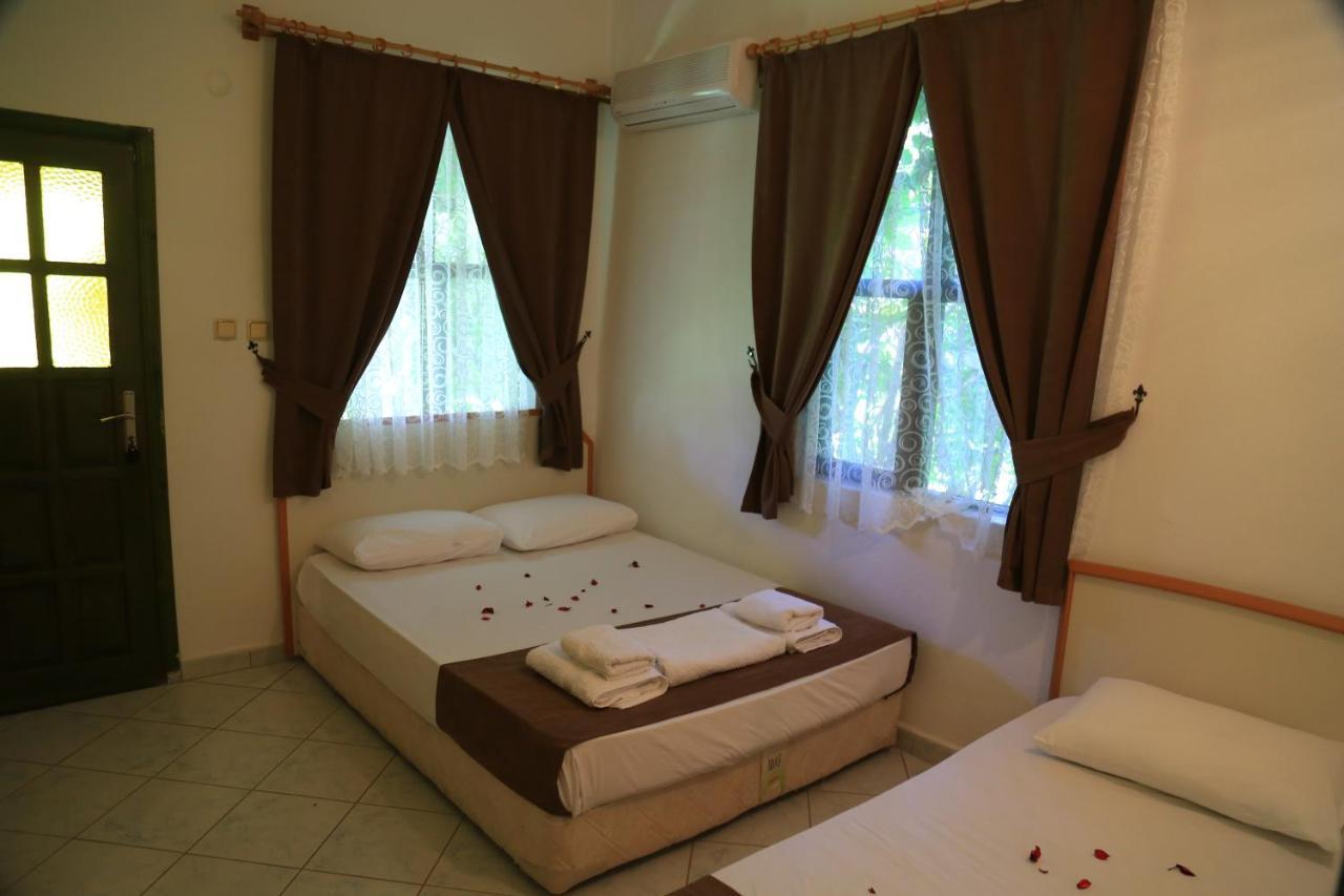 Tunays Pansiyon Bed and Breakfast Çıralı Habitación foto