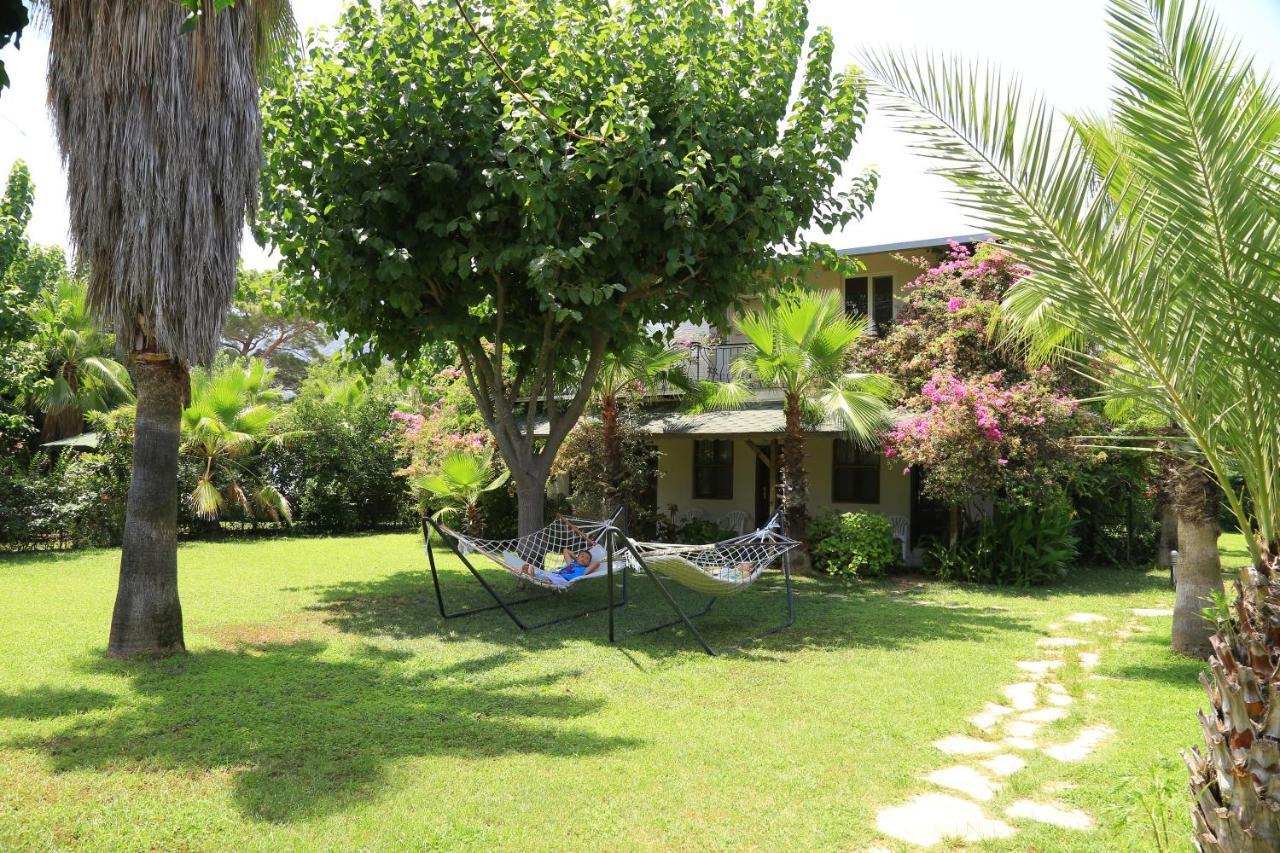 Tunays Pansiyon Bed and Breakfast Çıralı Exterior foto