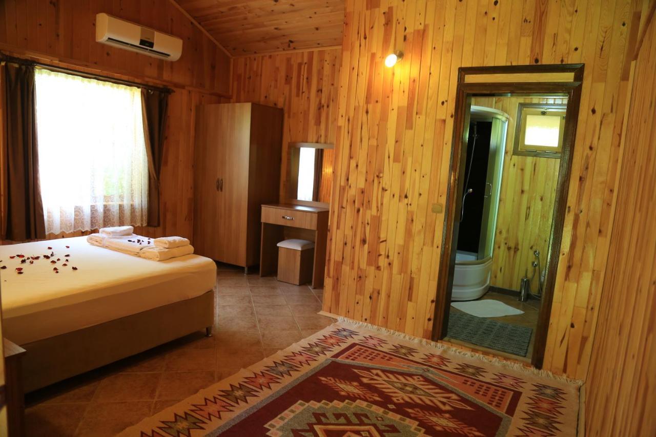 Tunays Pansiyon Bed and Breakfast Çıralı Habitación foto