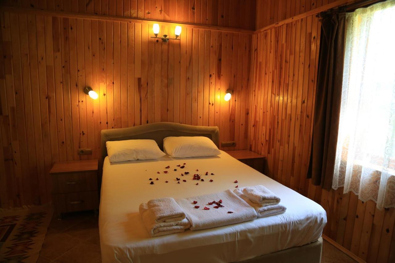 Tunays Pansiyon Bed and Breakfast Çıralı Habitación foto